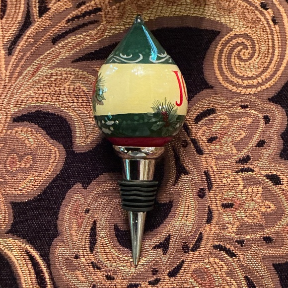 Ne’Qwa Art “Joy” Glass Holiday Wine Bottle Stopper in Box - Picture 3 of 6